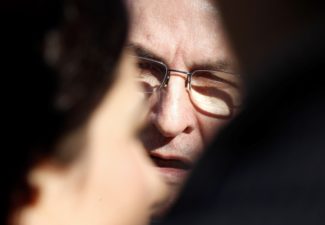 El alcalde metropolitano de Caracas y opositor venezolano, Antonio Ledezma, a su llegada a Madrid. EFE/Javier López