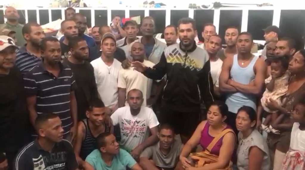 Los hombres llevan un año y cuatro meses presos en un centro de detención de La Yaguara, en Caracas. Foro: Sergio Aranguren