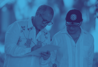 El actual jefe de gabinete es el autodenominado pastor Alfredo Saade.